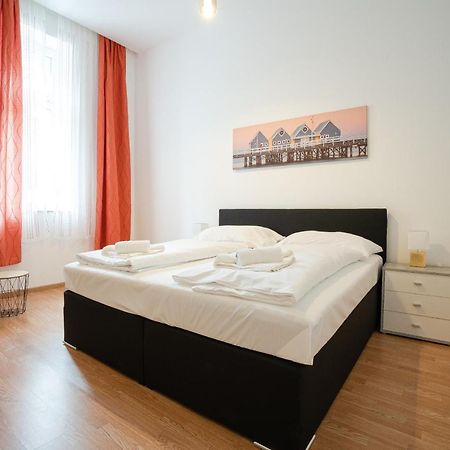 Apartment In The Central Area. 5 Minute'S Walk To The Danube. Vienna Exterior photo